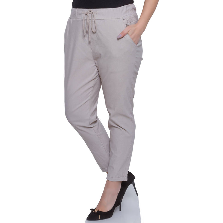 Бежови дамски панталони - висока талия - макси размери - всесезонни - комфорт и стил - Maxi Market