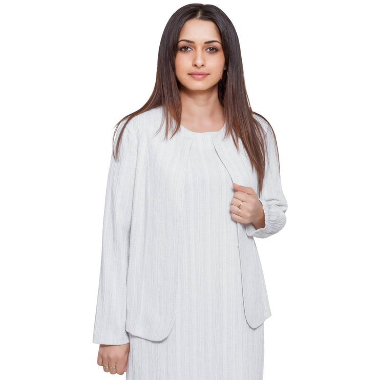 Бяло официално сако в макси размери - За официални събития - Дамска мода за Пролет - Лято - Произведено в България - Maxi Market