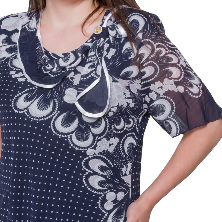 Дамски официален сет от блуза и пола в макси размери - Тъмносин цвят с флорален десен на точки - Официален костюм - Пролет - Лято - Произведено в България - Maxi Market