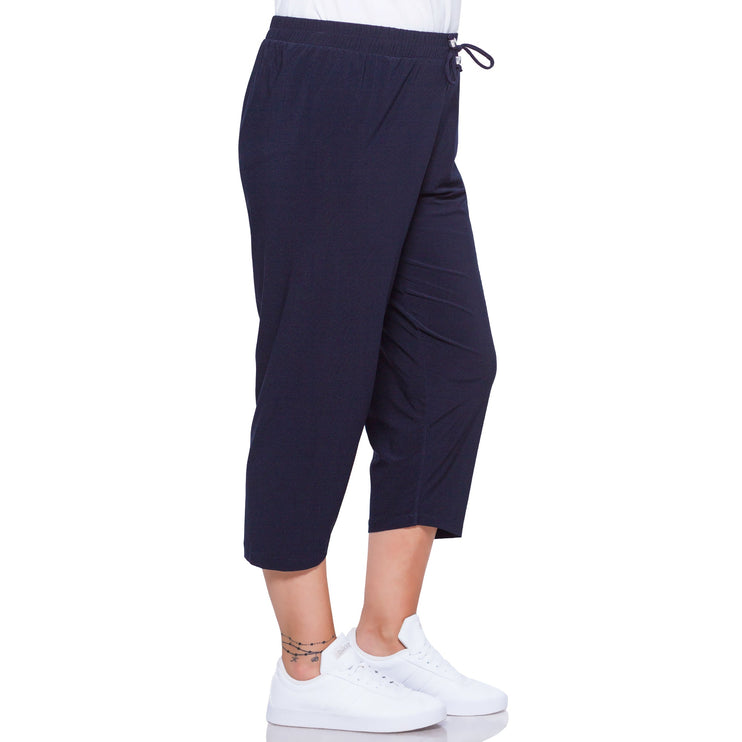 Дамски панталони в макси размери - тъмносини - до коляното - еластични - подходящи за пролет и лято - Maxi Market