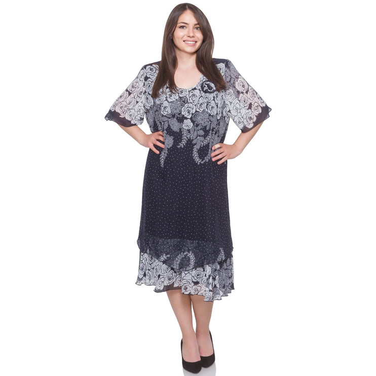 Официална тъмносиня шифонова рокля в макси размери - флорални мотиви - еластична вискоза - деколте ложка - до коляното - Maxi Market